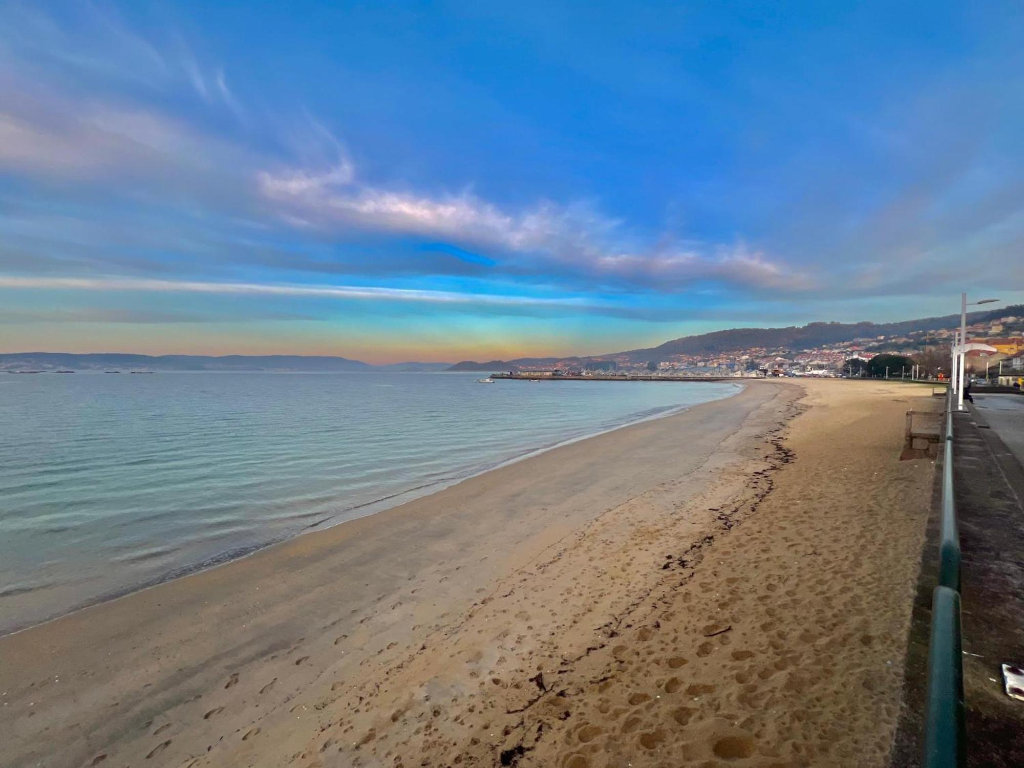 Apartamento Centrico Cerca De La Playa Bueu Eksteriør bilde